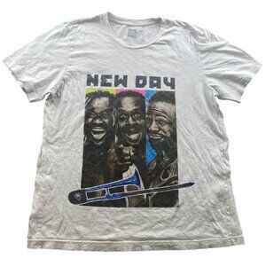 WWE RAW Authentic Men's T-Shirt Large Short Sleeve The New Day Graphic Tee